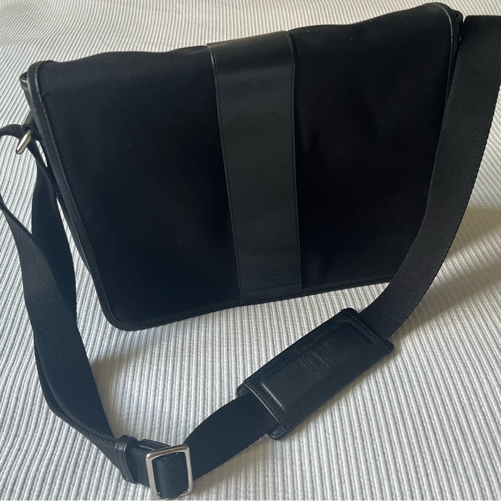 Coach messenger bag